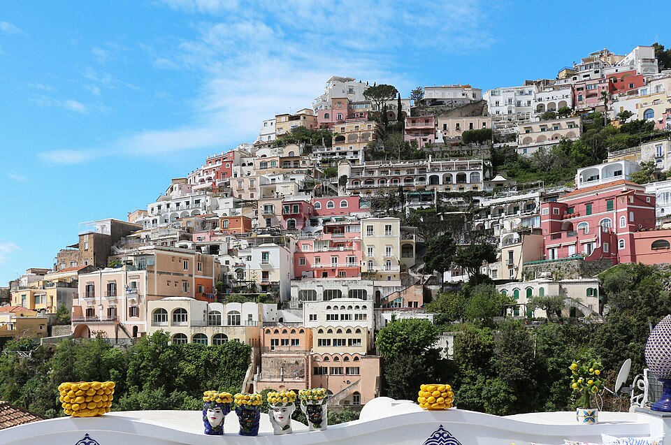 Positano e Costa Amalfitana vistas do litoral italiano